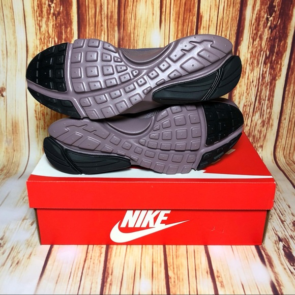 Women’s Nike Presto Fly Taupe/Grey Running Shoes - Picture 6 of 6
